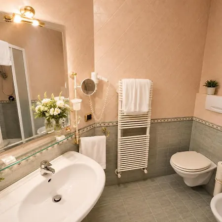 Nocleg ze śniadaniem Palazzo Sottile Meninni - Classic Experience