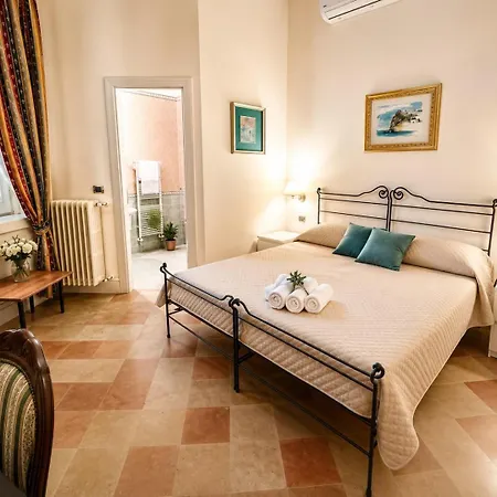 Palazzo Sottile Meninni - Classic Experience Nocleg ze śniadaniem 4*