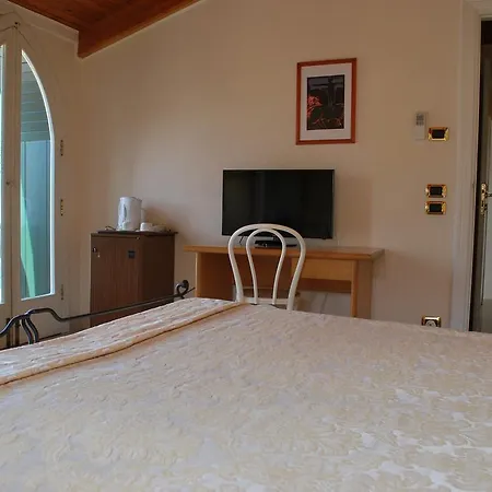Bed & Breakfast Palazzo Sottile Meninni - Classic Experience *