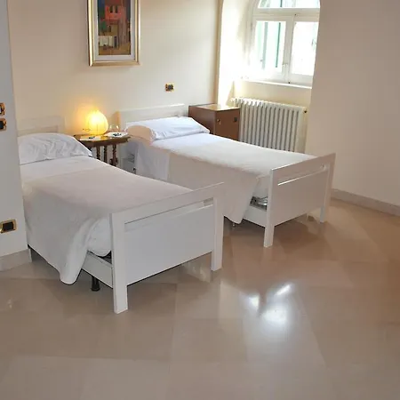 Frühstückspension Palazzo Sottile Meninni - Classic Experience 4*