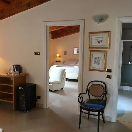 Bed & Breakfast Palazzo Sottile Meninni - Classic Experience *