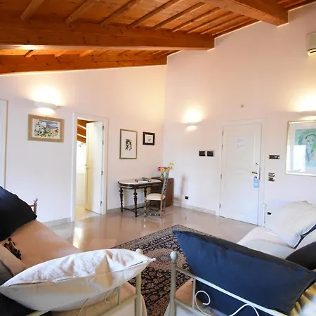 Palazzo Sottile Meninni - Classic Experience Bed & Breakfast *
